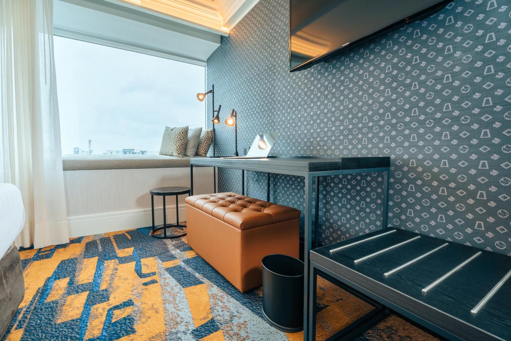 米拉弗洛雷斯安迪纳高级酒店 利马 外观 照片 A room at the hotel