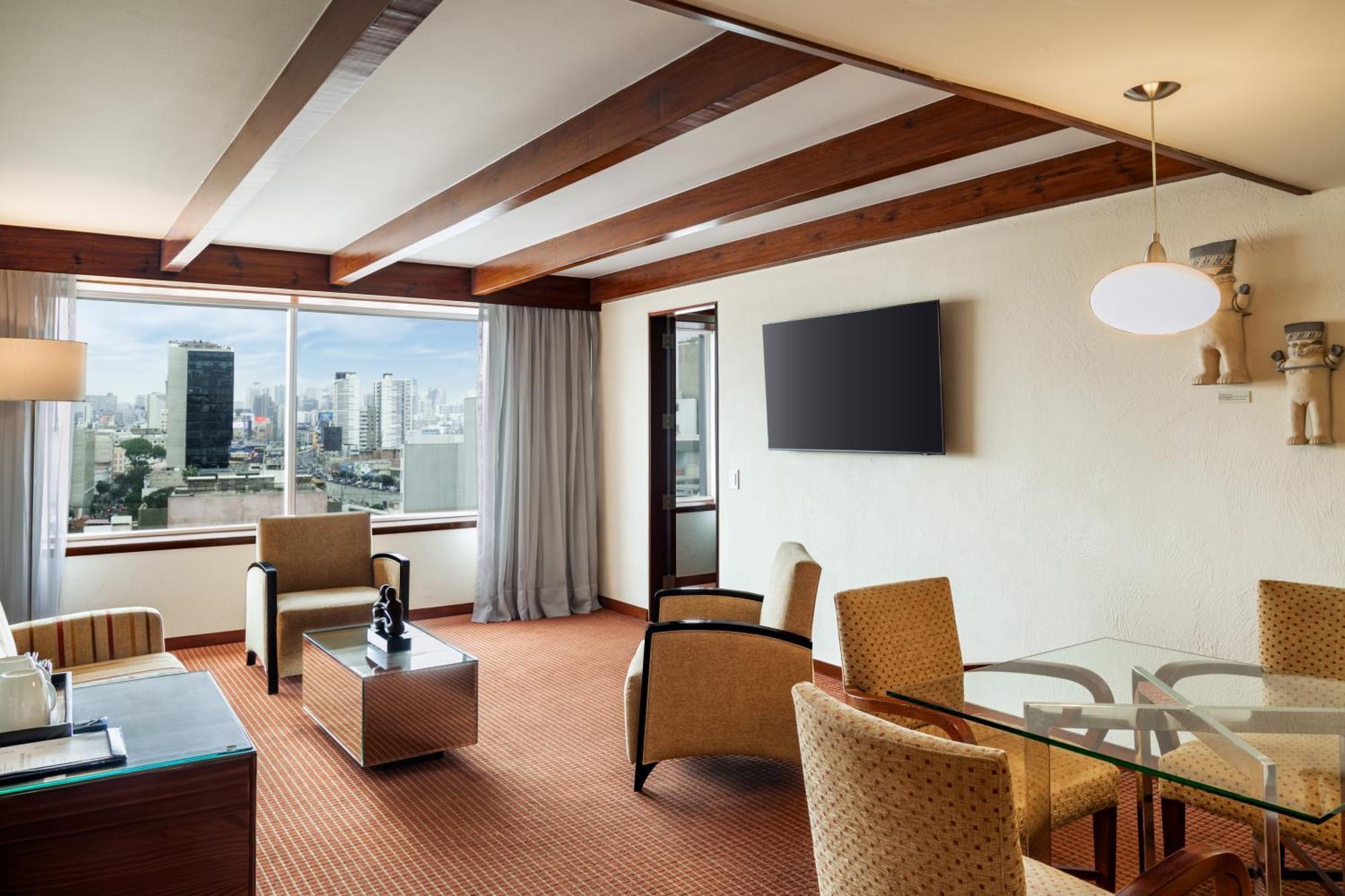 米拉弗洛雷斯安迪纳高级酒店 利马 外观 照片 Suite